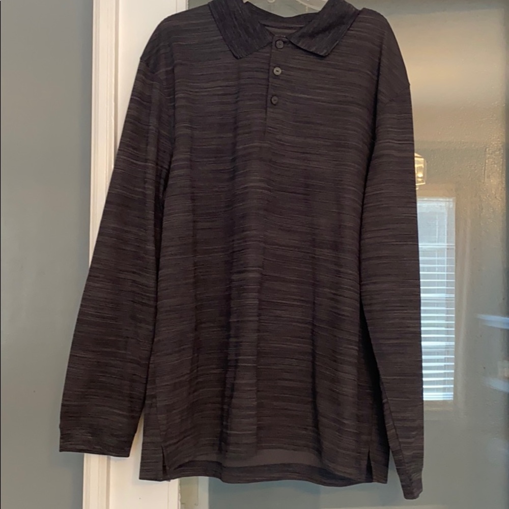 Men’s long sleeve collared shirt